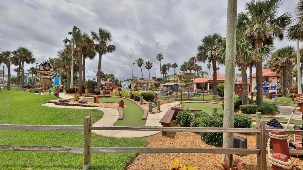Driftwood Beach Motel Ormond Beach Exterior photo